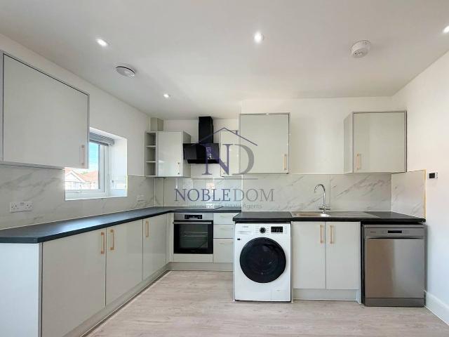 Parkfield Road, Feltham TW13, 2 bed flat to rent, £2,100 pcm | PrimeLocation