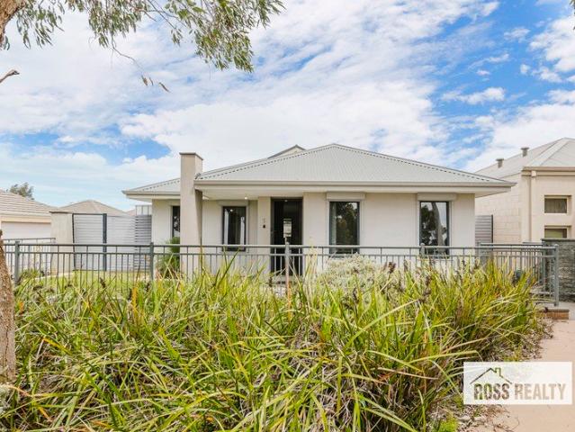 Parkfront Living, Investment Ready!