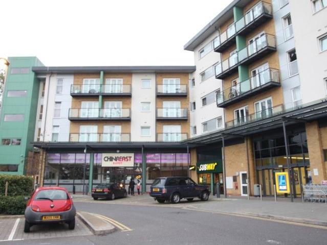 Parkhouse Court, Hatfield AL10, 1 bed flat to rent, £1,475 pcm | PrimeLocation
