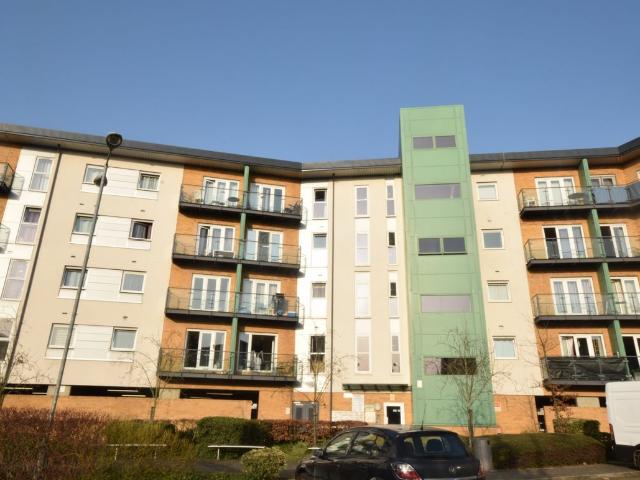 Parkhouse Court, Hatfield AL10, 1 bed flat to rent, £1,475 pcm | PrimeLocation