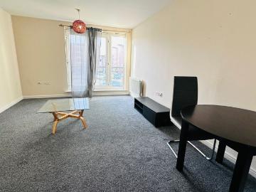 Parkhouse Court, Hatfield AL10, 1 bed flat to rent, £1,350 pcm | PrimeLocation