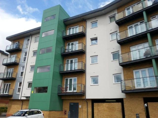 Parkhouse Court, Hatfield AL10, 2 bed flat to rent, £1,650 pcm | PrimeLocation