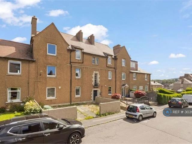 Parkhead Terrace, Edinburgh, EH11 2 bed flat to rent £1,200 pcm £277 pw