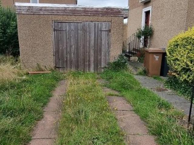 Parkhead Place, Parkhead EH11, 3 bed flat to rent, £1,300 pcm | PrimeLocation