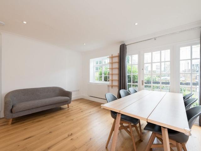 Parkhill Road, London NW3, 2 bed flat to rent, £3,000 pcm | PrimeLocation