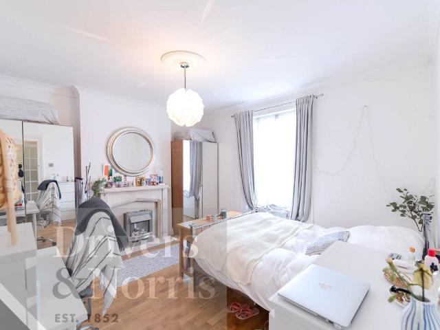 Parkhurst Road, Holloway, London N7, 3 bed flat to rent, £3,750 pcm | PrimeLocation