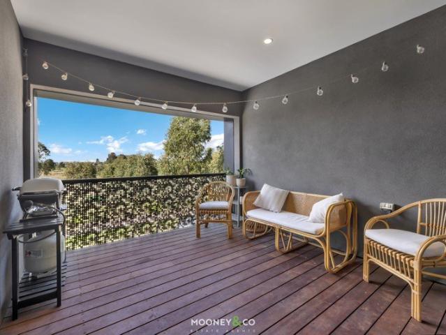 Parkland Views | Smart Low Maintenance Living