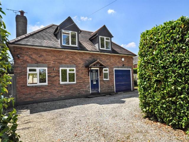 Parklands Avenue, Leamington Spa 2 bed detached house to rent £1,600 pcm £369 pw