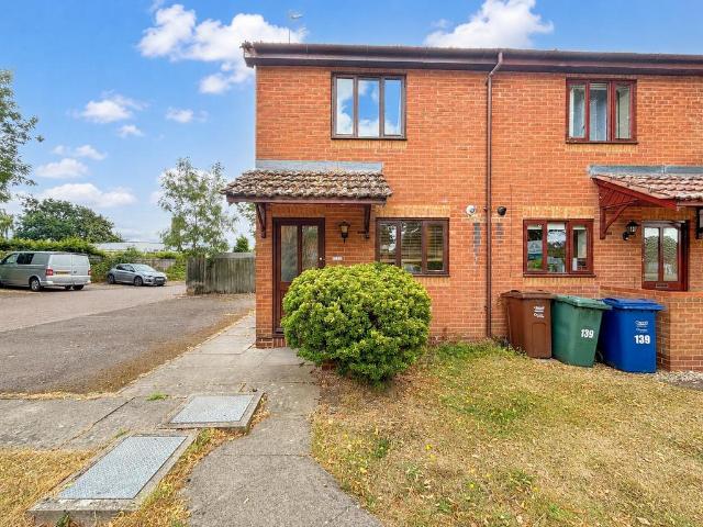 Parklands, Banbury OX16 2 bed terraced house to rent £1,175 pcm £271 pw