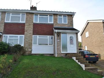 North Hertfordshire, East of England - Parking