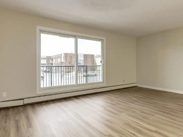 Parklane Gardens — 1 Bedroom