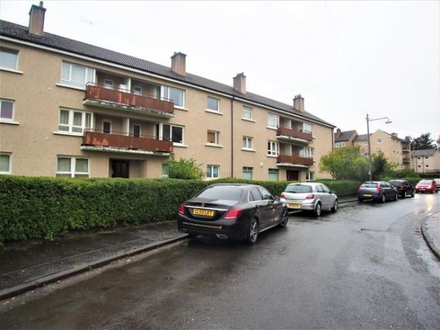Parkneuk Road, Giffnock, Glasgow G43, 2 bed flat to rent, £725 pcm | PrimeLocation