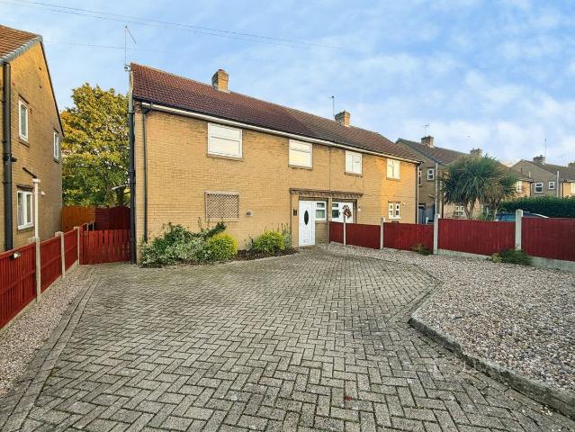 Parks Avenue, South Wingfield, Alfreton DE55, 3 bed semi detached house to rent, £1,000 pcm | PrimeLocation