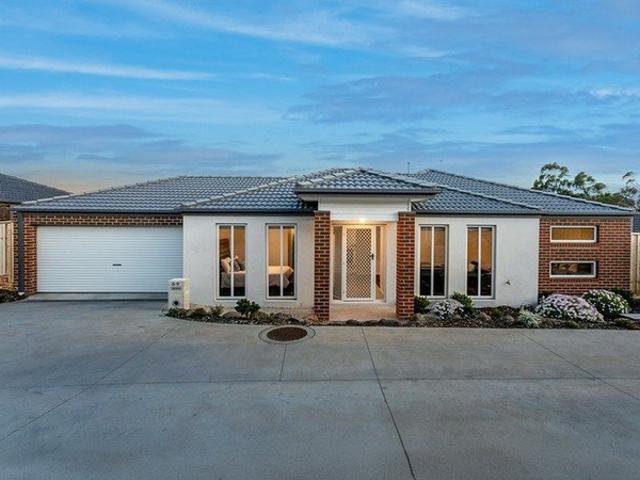 Parks on Ahern: Spacious 3 Bedroom, Double Garage Living in Pakenham