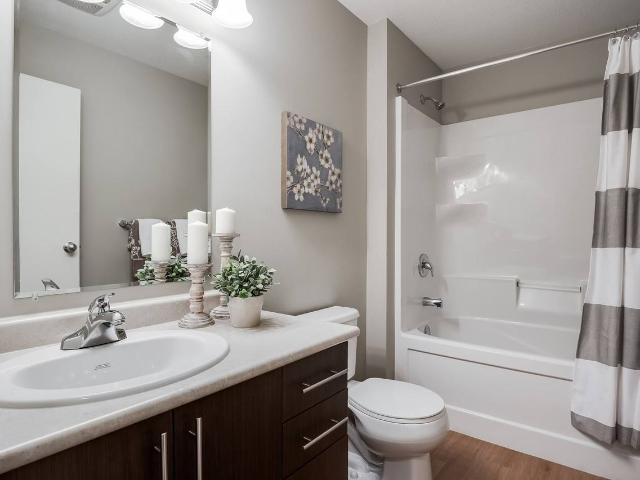 Parkside Terrace 2 Bedroom Apartment for Rent at 380A Sophia St, Selkirk, MB R1A 2H7