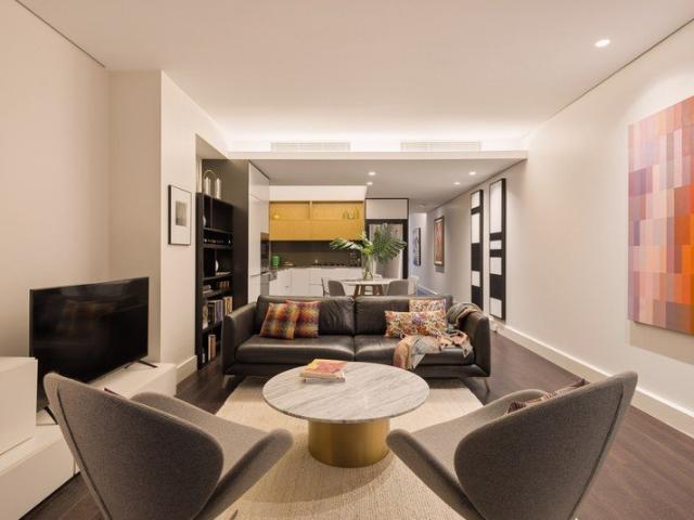 Parkside contemporary terrace / studio above the garage