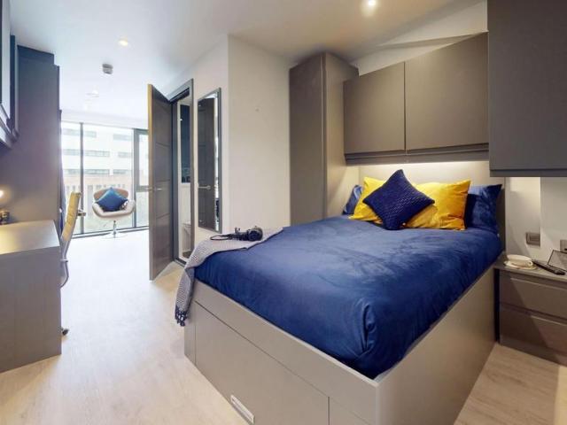 Parkside, Coventry CV1 1 bed in a flat share to rent £819 pcm £189 pw