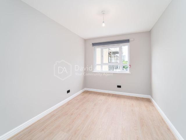 Parkside Crescent, Holloway, London N7, 2 bed flat to rent, £2,400 pcm | PrimeLocation
