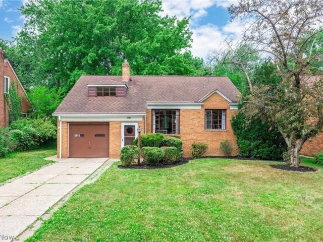Parkside Dr, Bay Village, Home For Sale