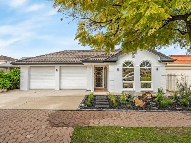 Parkside Family Living with a Fresh Contemporary Finish