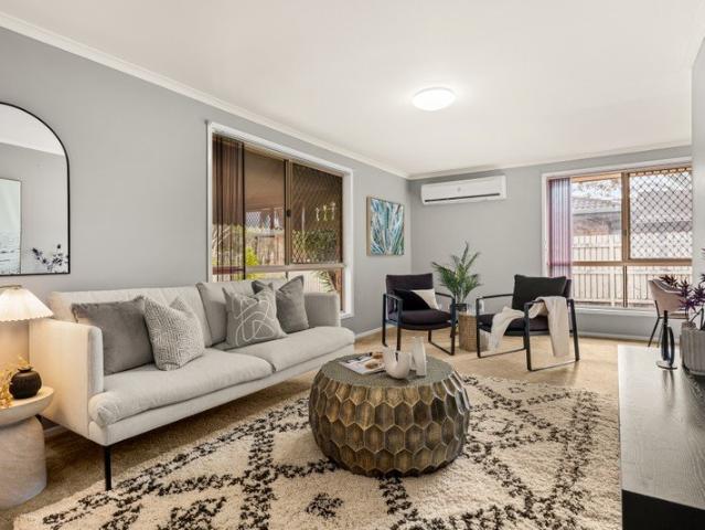 PARKSIDE FAMILY LIVING WITH ROOM TO GROW