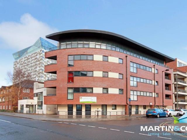 Parkside, Granville Street. 1 bed apartment to rent £850 pcm £196 pw