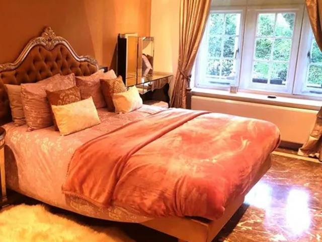 Beautyspot, 54 Knightsbridge, London, SW1X 7JN, United Kingdom | 5 bed apartment for rent #6149949 | Rentberry