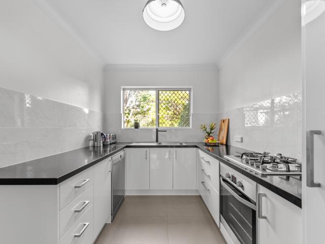 Parkside Living in Sought After Inner City Enclave