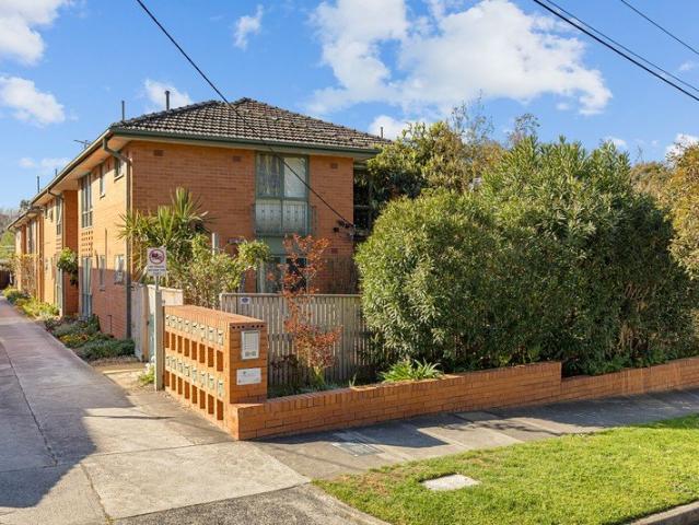 Parkside Living on Wahroongaa 1st Floor Apartment