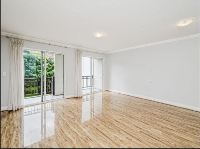 PARKSIDE LIVING ON THE EDGE OF THE CBD