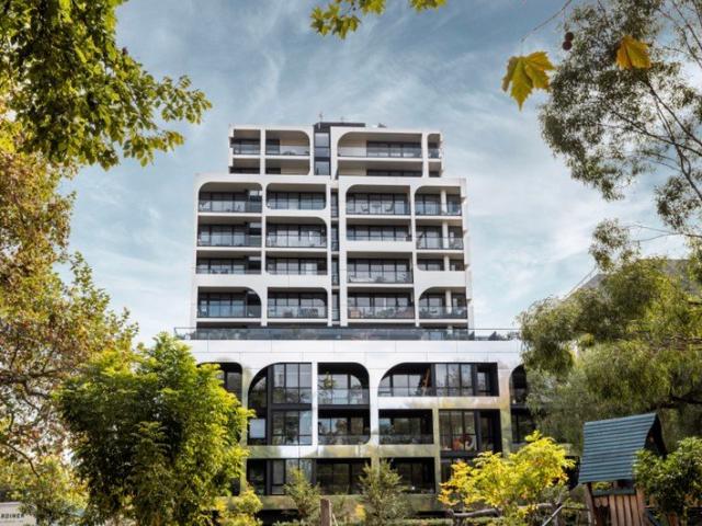 Parkside Living, Location, Ready to Move in!