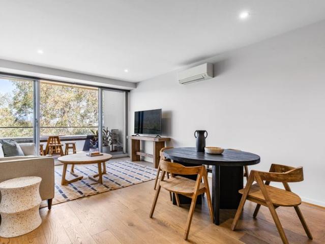 Parkside Living Meets City Comfort | Unlimited Wi Fi | Pet Friendly & Community Focused