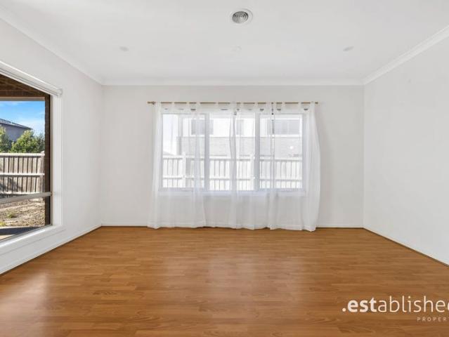 Parkside Living | Spacious Family Home