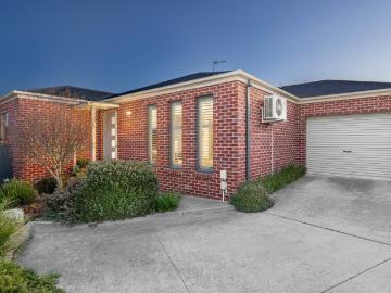 Parkside Living with Space, Style & Stunning Views