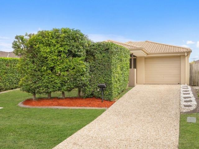 Parkside Living Within Walking Distance to School!