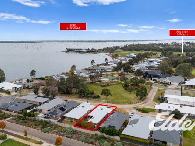 Parkside Perfection in Prestigious Silverwood's