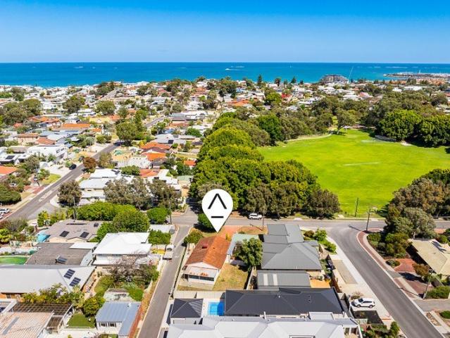 Parkside Potential and the Ocean Within Reach!