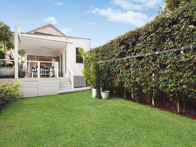 Parkside Semi Detached Offering Exceptional Appeal To Growing Families