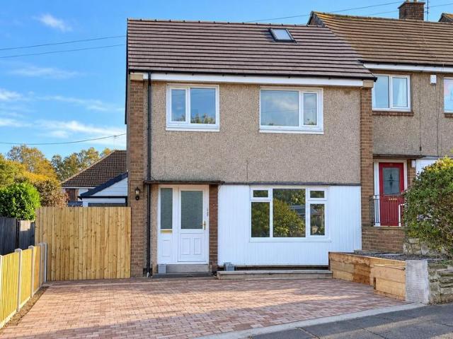 Parkstone Drive, Bradford 3 bed semi detached house to rent £1,100 pcm £254 pw