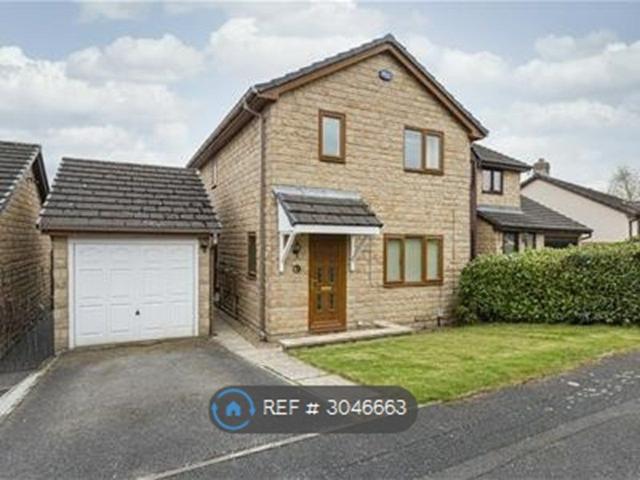 Parkstone, Huddersfield HD2, 3 bed detached house to rent, £1,200 pcm | PrimeLocation