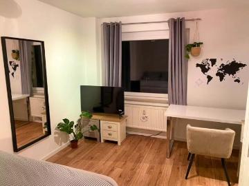 Parkstraße 11 5.stock Links Apartment