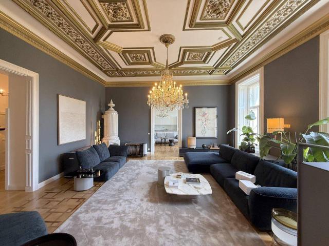 PARKRING | Nobel residieren im Palais Schnapper