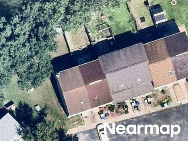 Parkwood Dr