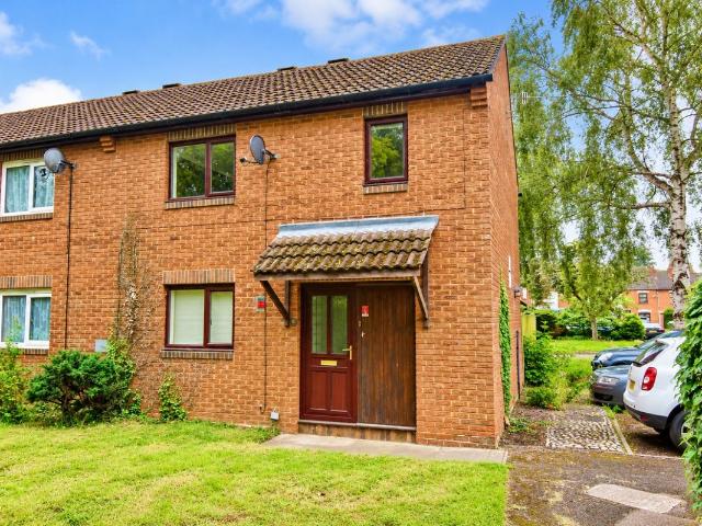 Parkwood Street, Northampton NN5, 2 bed end terrace house to rent, £1,175 pcm | PrimeLocation