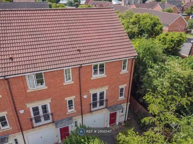 Parkway, Derby DE73, 3 bed terraced house to rent, £1,295 pcm | PrimeLocation