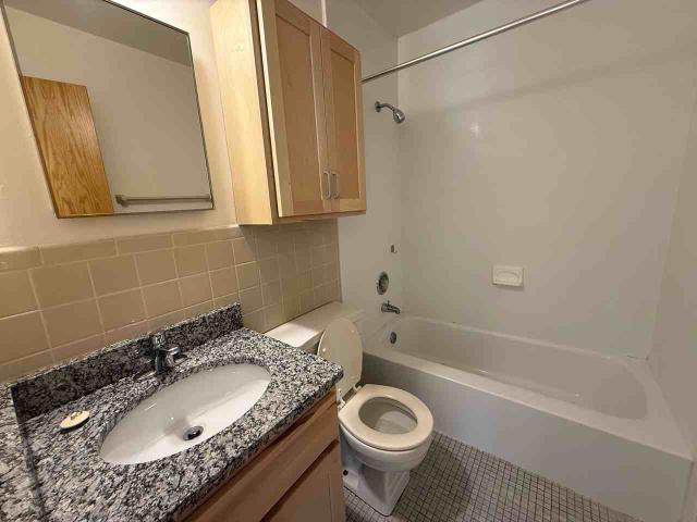 Parkview 745 2 Bedroom Apartment for Rent at 745 Parkview Apartments, Madison, WI 53715