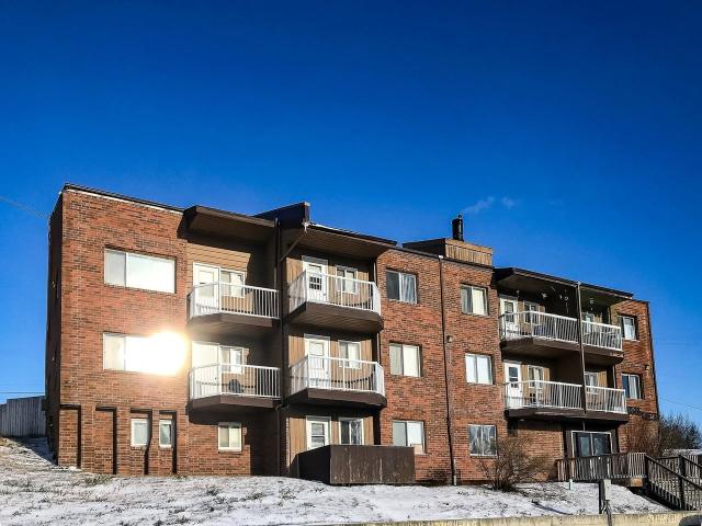 Parkview Apartments 1 Bedroom Apartment for Rent at 601 100a Ave, Dawson Creek, BC V1G 1X8