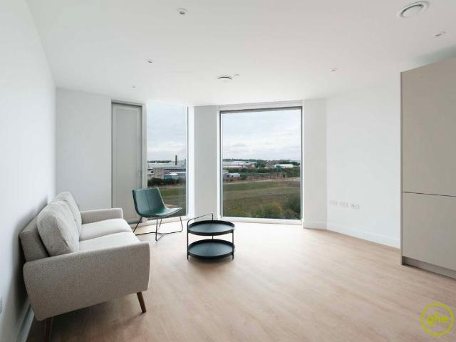 Parkview, Manchester, Uk M4, 1 bed flat to rent, £1,200 pcm | PrimeLocation