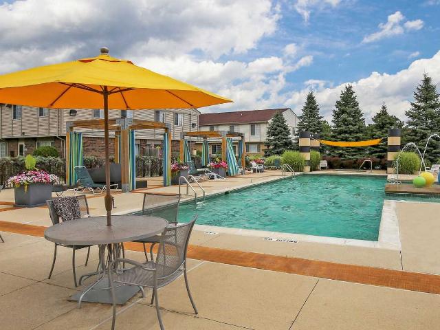 Parkview Ridge Apartments and Townhomes 2 Bedroom Apartment for Rent at 46280 Dequindre Rd, Utica, MI 48317 Utica