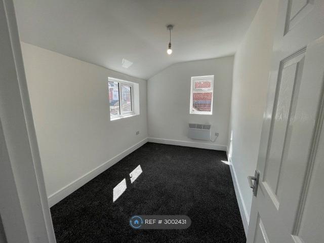 Parliament Road, Middlesbrough TS1, 2 bed flat to rent, £525 pcm | PrimeLocation
